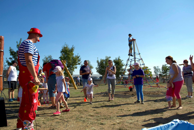 Blog / Otvorenie nového detského ihriska ROZÁLKOVO malo veľký úspech ! - foto Blog / Otvorenie nového detského ihriska ROZÁLKOVO malo veľký úspech ! - foto